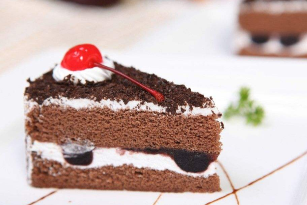 世界十大最好吃的蛋糕 黑森林位列第一，提拉米苏最受欢迎