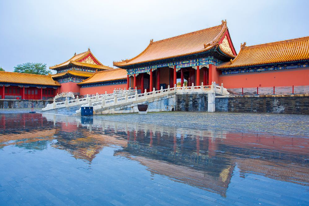 中国最火十大旅游城市 重庆成都均上榜,第一是“浪漫之城”