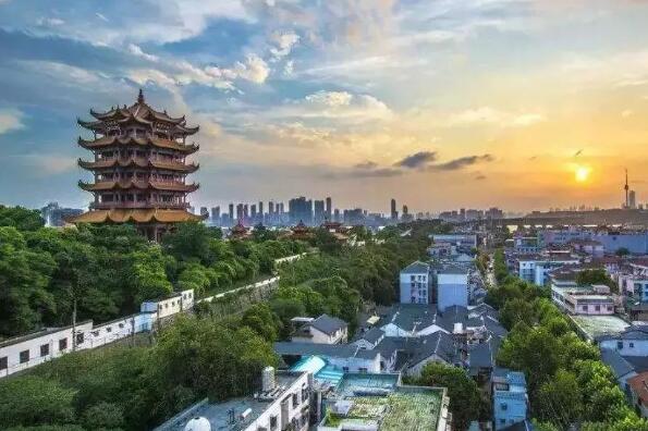 中国最热十大城市（2022年全国最热城市排名前十）