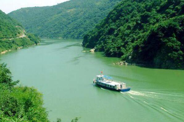中国10大河流排行榜（中国最长河流是什么河流）