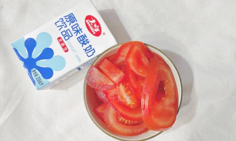 西红柿和酸奶可以一起吃吗