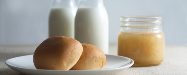 怎样面包好吃又简单 面包的做法